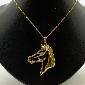 Pingente cavalo folheado a ouro 18K